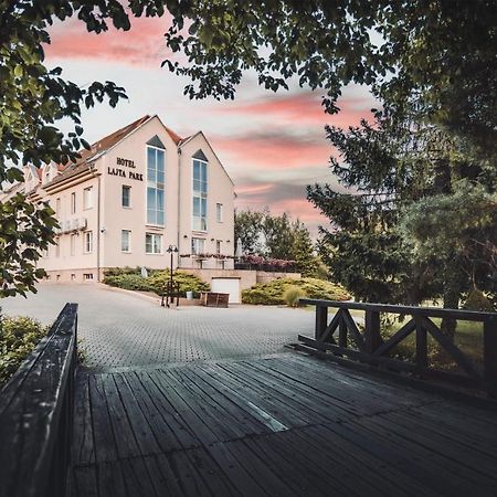 Hotel Lajta Park Mosonmagyarovar Bagian luar foto